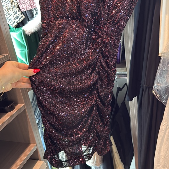 Parker Perugia Bordeaux Sequin Mini Dress size 0 - Picture 4 of 5